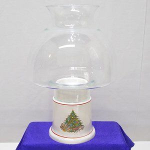 Classique Hurricane Lamp w/ Christmas Tree Embellishment Great Used Condition